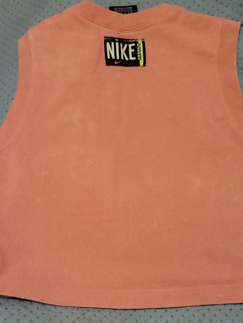Nike Women’s Coral Pink Sleeveless Crop Tank